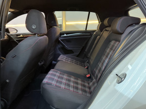 VOLKSWAGEN Golf 2.0 GTI TURBO AUTOMÁTICO