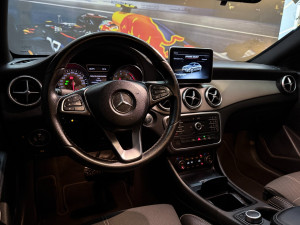 MERCEDES-BENZ CLA 200 1.6 16V 4P VISION AUTOMÁTICO