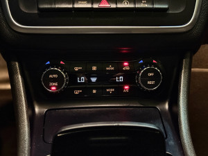 MERCEDES-BENZ CLA 200 1.6 16V 4P VISION AUTOMÁTICO