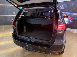 TOYOTA Hilux SW4 2.8 4P SRX 4X4 TURBO DIESEL AUTOMÁTICO