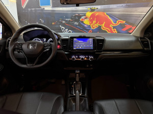 HONDA City Hatch 1.5 16V 4P FLEX TOURING AUTOMÁTICO CVT