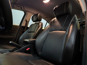 HONDA City Hatch 1.5 16V 4P FLEX TOURING AUTOMÁTICO CVT