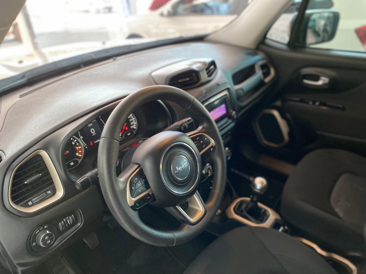 Renegade 1.8 16V 4P FLEX SPORT