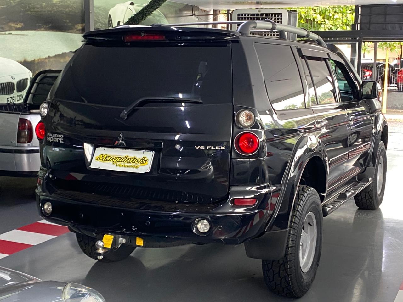 Pajero 3.5 V6 24V 4P FLEX HPE 4X4 AUTOMÁTICO