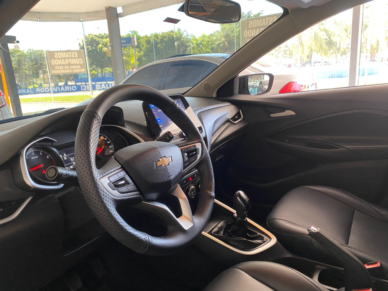 Onix Sedan 1.0 4P FLEX LT