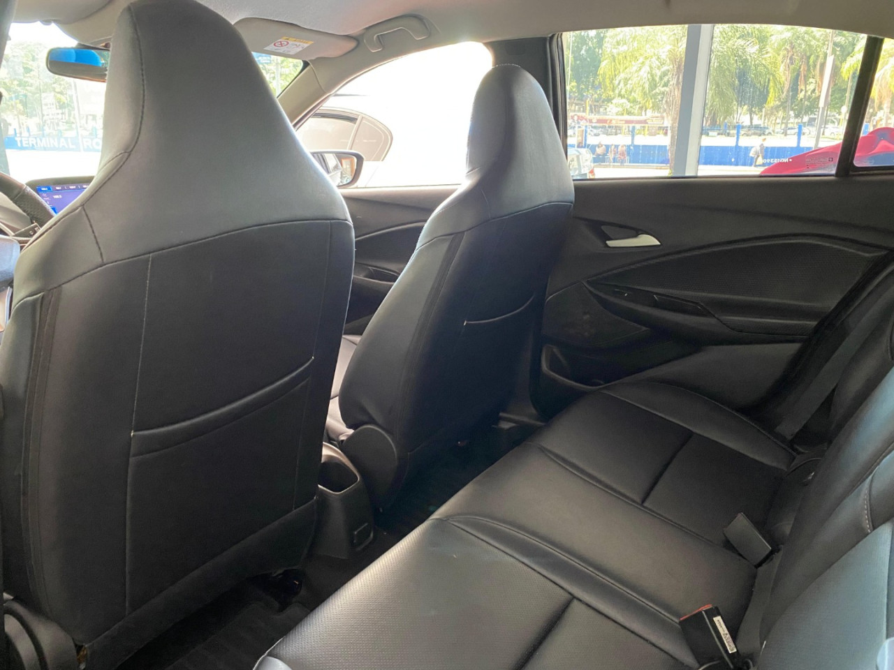 Onix Sedan 1.0 4P FLEX LT