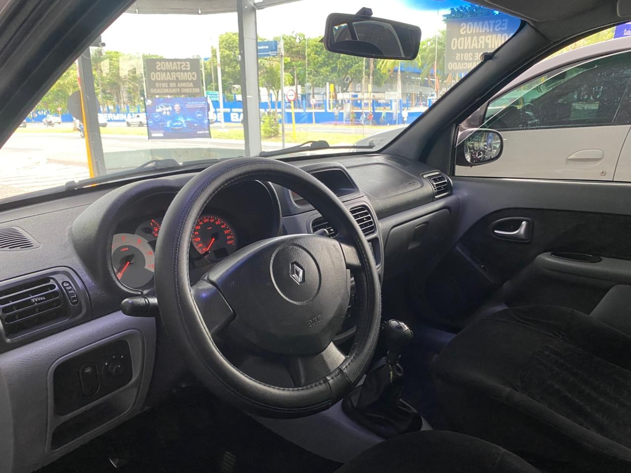 Clio Sedan 1.6 16V 4P HI FLEX PRIVILEGE