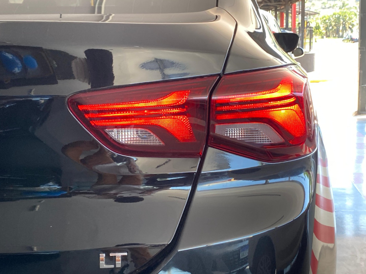 Onix Sedan 1.0 4P FLEX LT
