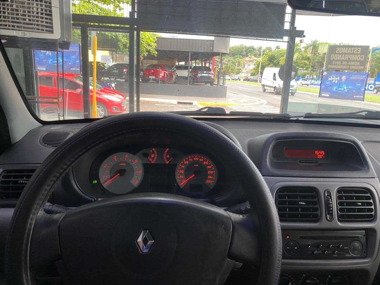 Clio Sedan 1.6 16V 4P HI FLEX PRIVILEGE