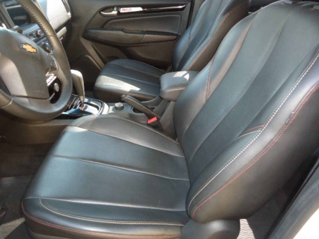 S10 2.8 16V Z71 CABINE DUPLA 4X4 TURBO DIESEL AUTOMÁTICO