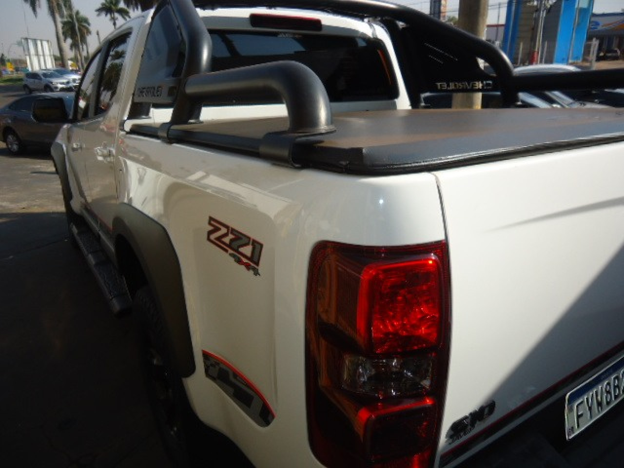 S10 2.8 16V Z71 CABINE DUPLA 4X4 TURBO DIESEL AUTOMÁTICO