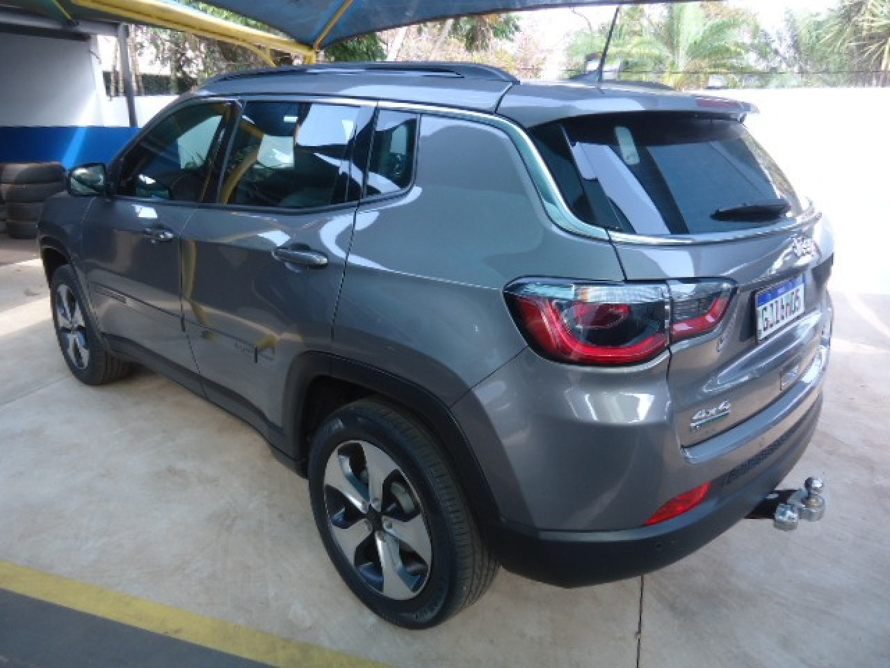 Compass 2.0 16V 4P LONGITUDE TURBO DIESEL 4X4 AUTOMÁTICO