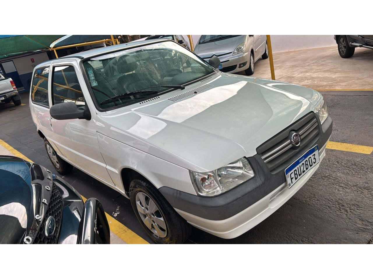 FIAT Uno 1.0 FLEX FIRE