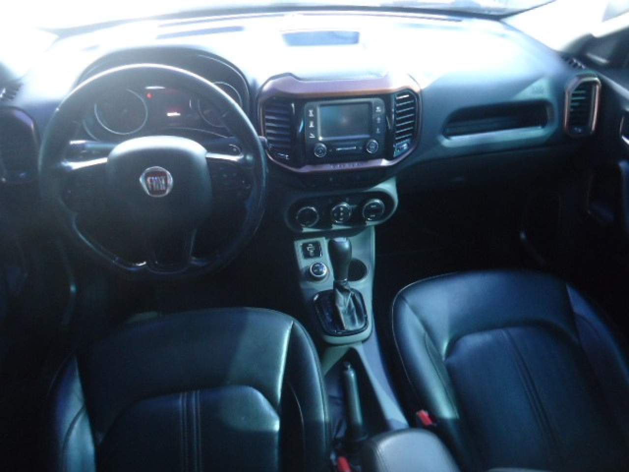 FIAT Toro 2.0 16V 4P VOLCANO 4WD TURBO DIESEL AUTOMÁTICO