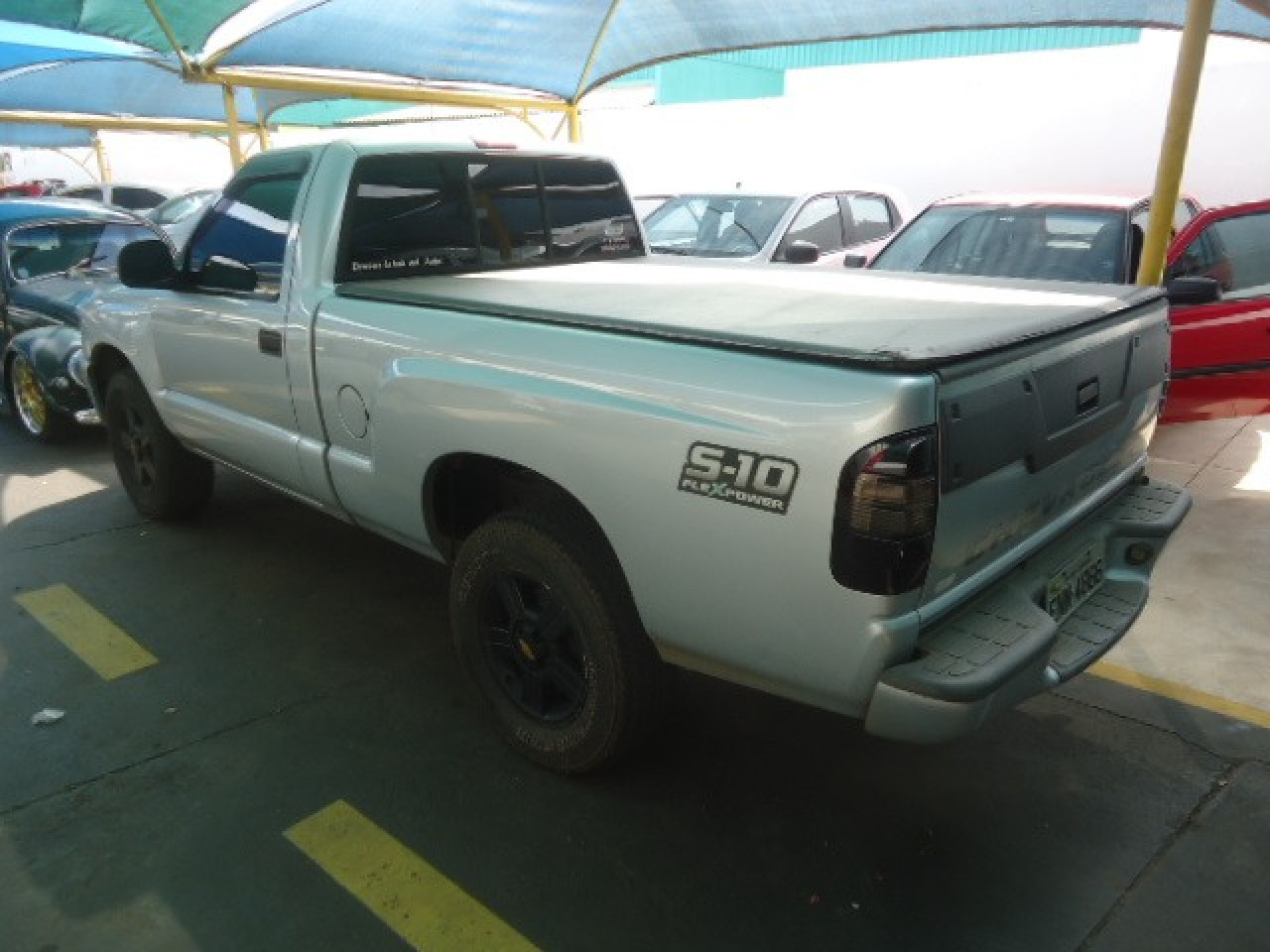 CHEVROLET S10 2.4 FLEX ADVANTAGE CABINE SIMPLES