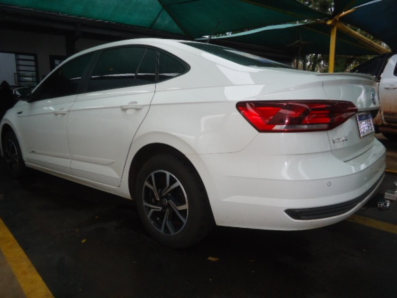 VOLKSWAGEN Virtus 1.6 4P MSI FLEX