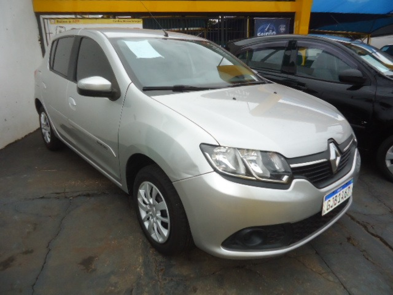 RENAULT Sandero 1.6 16V 4P FLEX SCE EXPRESSION EASY-R AUTOMATIZADO
