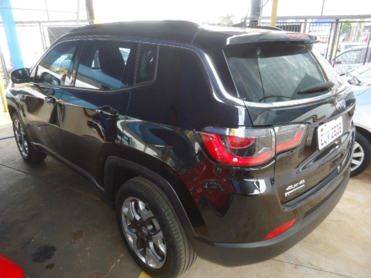 JEEP Compass 2.0 16V 4P LONGITUDE TURBO DIESEL 4X4 AUTOMÁTICO