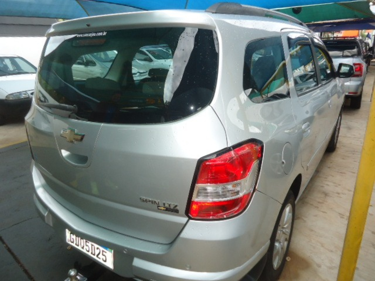 CHEVROLET Spin 1.8 4P FLEX LTZ 7 LUGARES AUTOMÁTICO