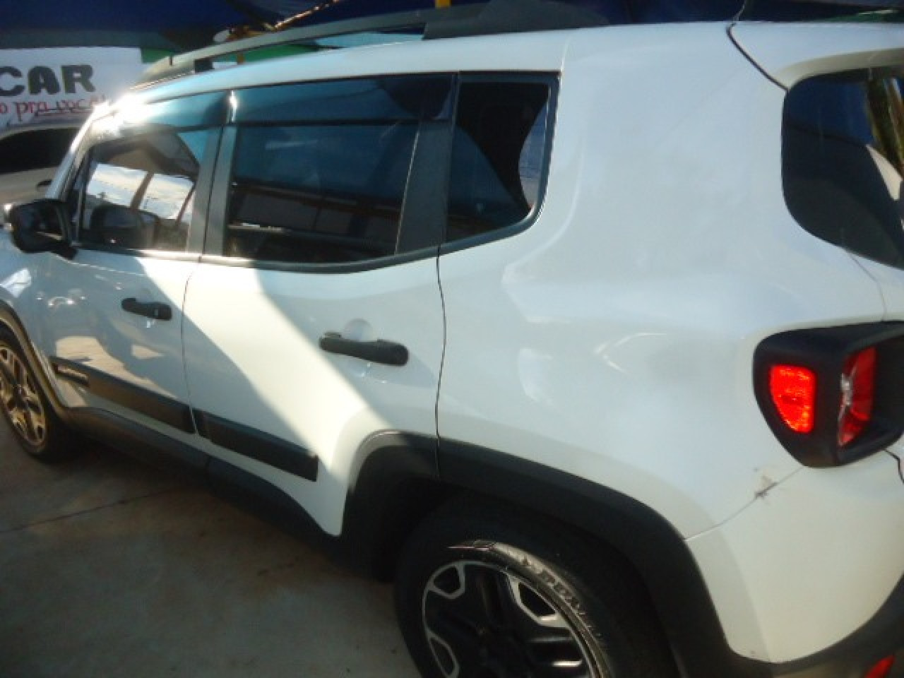JEEP Renegade 1.8 16V 4P FLEX SPORT AUTOMÁTICO