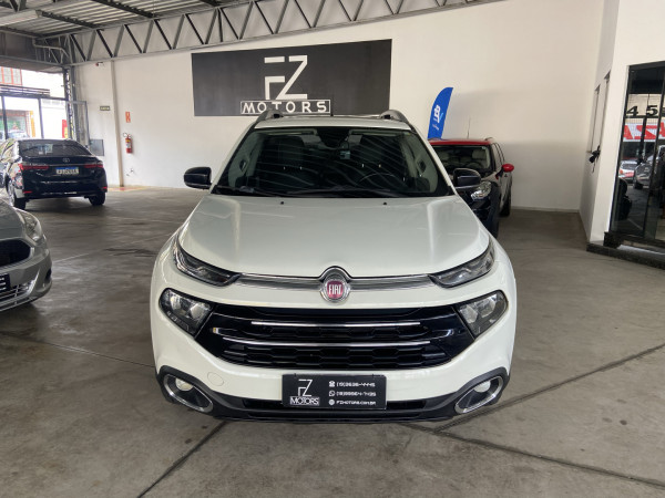 FIAT Toro 2.0 16V 4P VOLCANO 4WD TURBO DIESEL AUTOMÁTICO