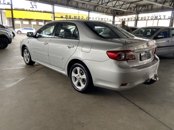 TOYOTA Corolla 1.8 16V 4P GLI FLEX AUTOMÁTICO