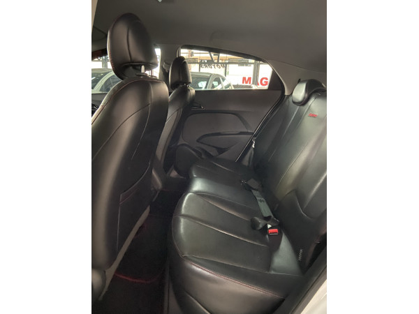 HYUNDAI HB 20 Hatch 1.6 16V 4P FLEX R SPEC