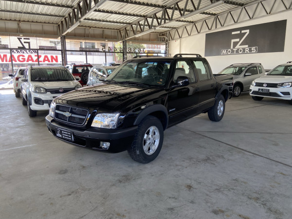 S10 2.4 ADVANTAGE CABINE DUPLA