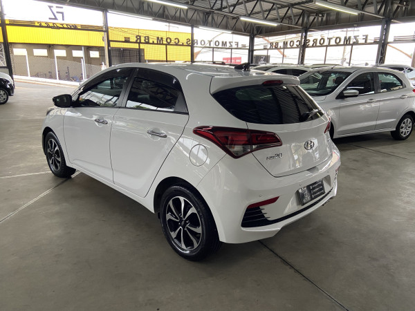 HYUNDAI HB 20 Hatch 1.6 16V 4P FLEX R SPEC