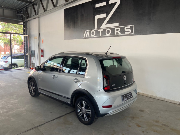 Cross UP 1.0 12V 4P TSI FLEX
