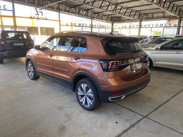 T-Cross 1.4 4P 250 TSI FLEX HIGHLINE AUTOMÁTICO