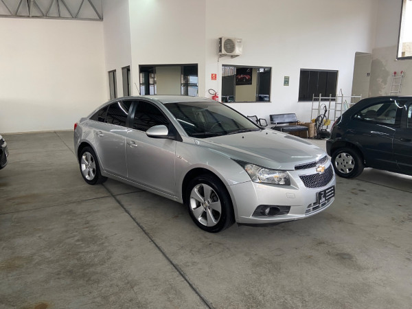 Cruze Sedan 1.8 16V 4P LT ECOTEC FLEX AUTOMÁTICO