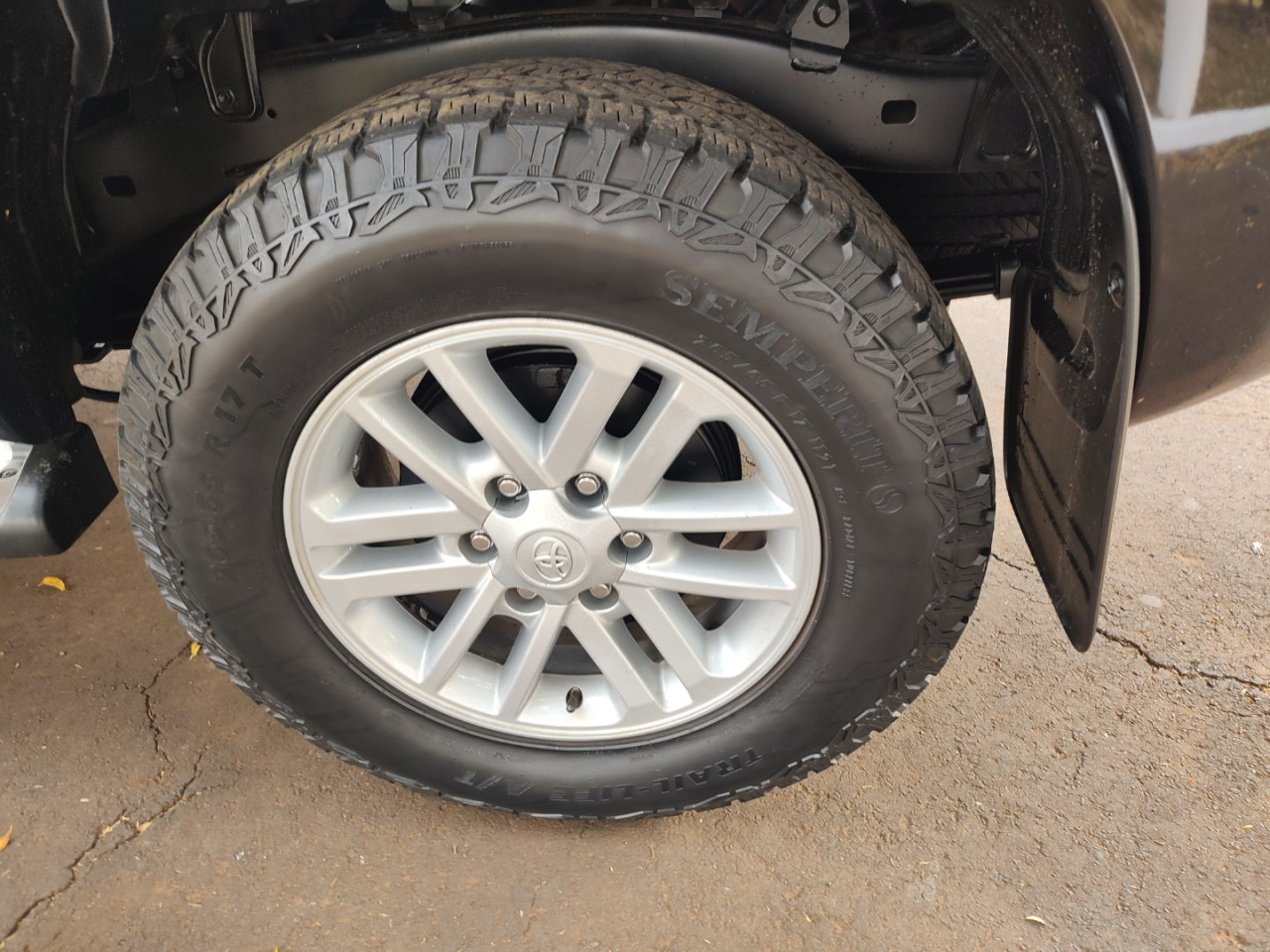 Hilux Caminhonete 3.0 4P 4X4 SRV TURBO DIESEL TOP CABINE DUPLA AUTOMÁTICO