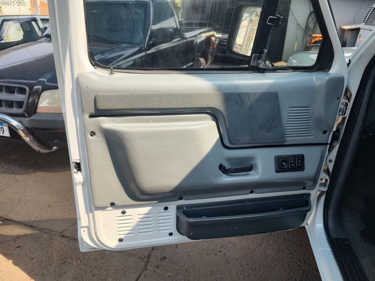 F-1000 2.5 XL CABINE SIMPLES TURBO DIESEL