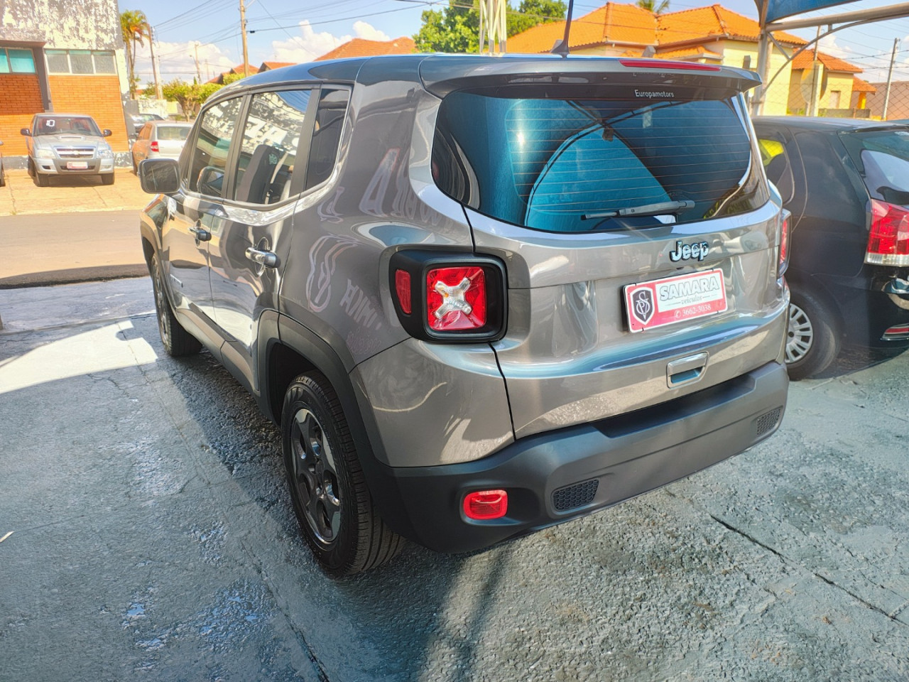 Renegade 1.8 16V 4P FLEX AUTOMÁTICO