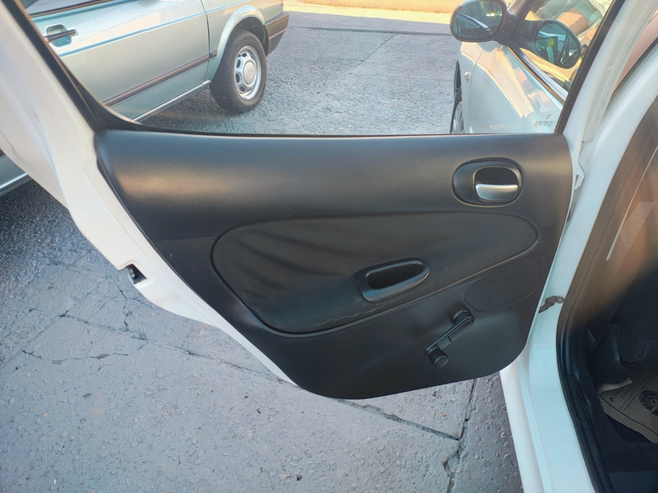207 Hatch 1.4 4P XR FLEX