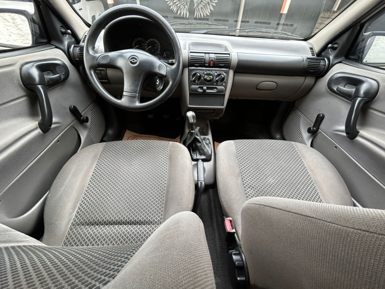 Classic Sedan 1.0 4P FLEX LIFE