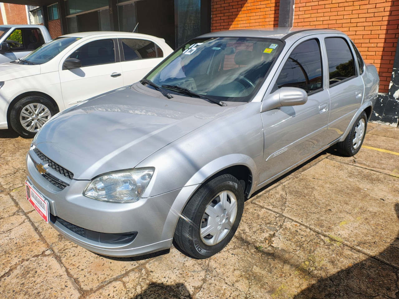 Classic Sedan 1.0 4P VHCE FLEX LS