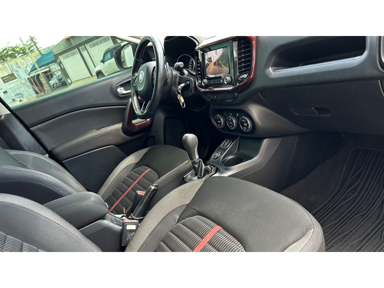 Toro 1.8 16V 4P FLEX FREEDOM AUTOMÁTICO