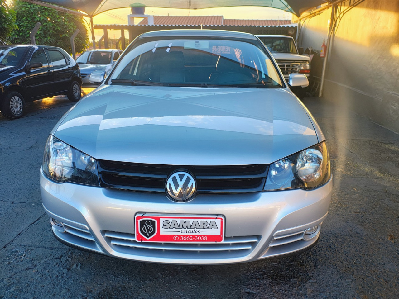 Golf 1.6 4P CONFORTLINE AUTOMÁTICO