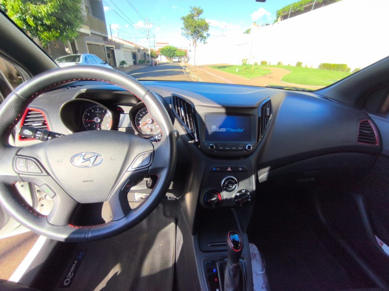HB 20 Hatch 1.6 16V 4P R SPEC FLEX AUTOMÁTICO