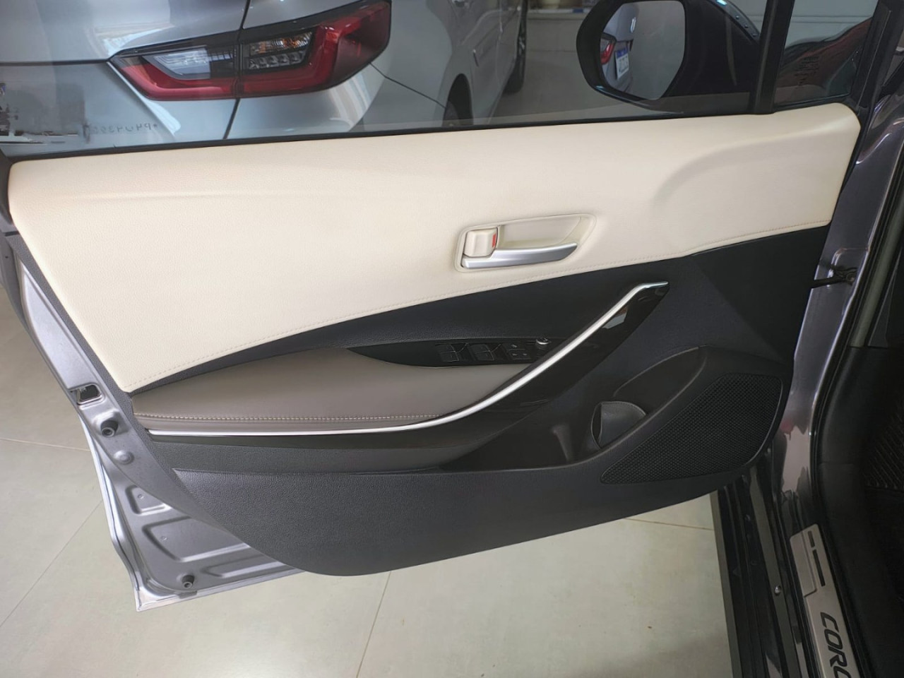 Corolla 1.8 16V 4P FLEX HÍBRIDO ALTIS PREMIUM AUTOMÁTICO CVT