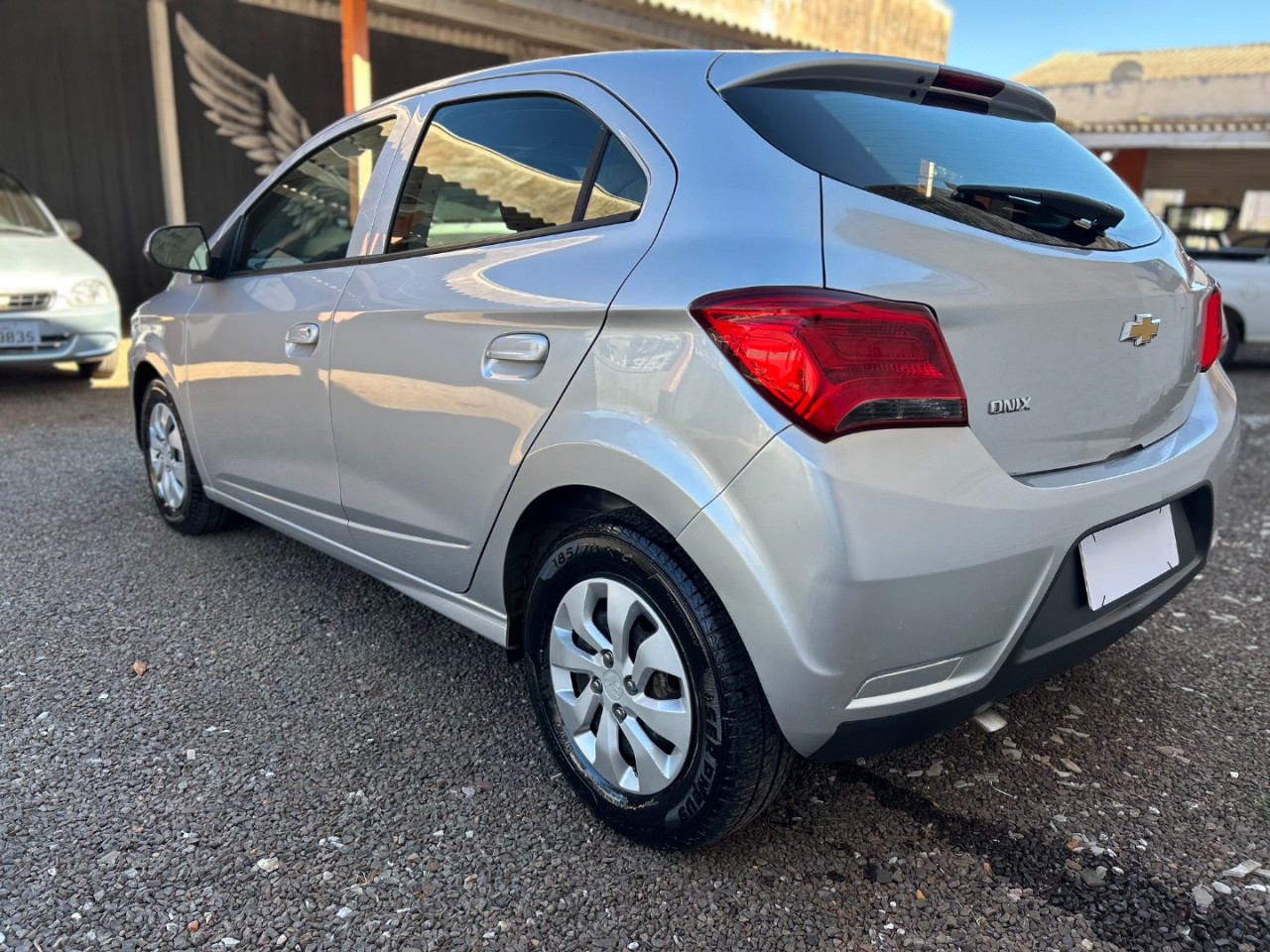 Onix Hatch 1.0 4P FLEX LT