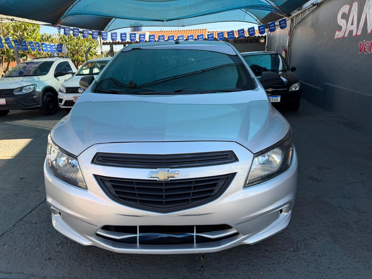 CHEVROLET Onix Hatch 1.0 4P FLEX JOY