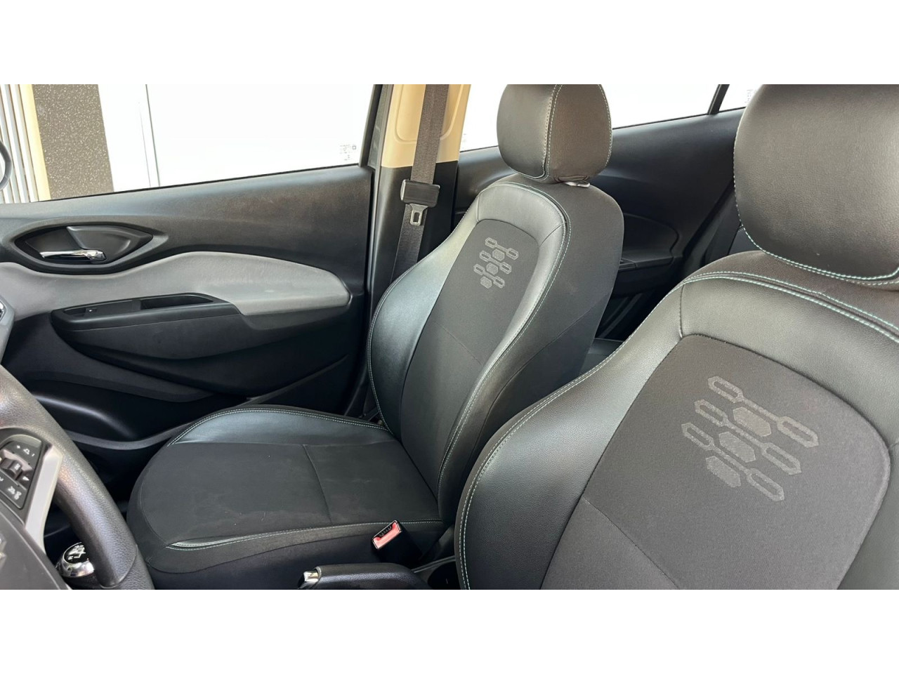 CHEVROLET Onix Hatch 1.0 12V 4P FLEX LT