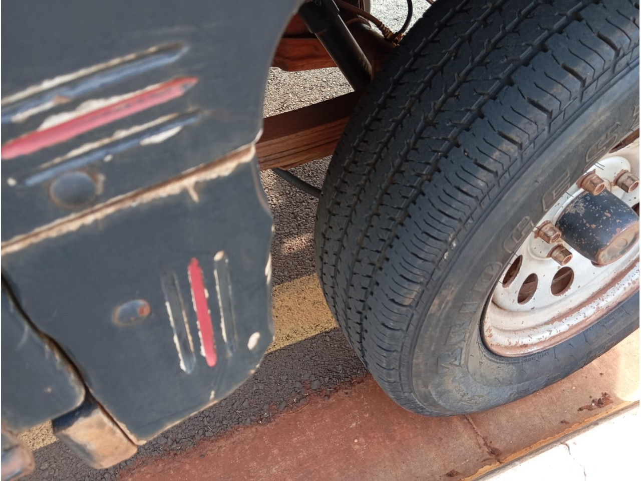 FORD F-1000 3.6 SUPER CABINE SIMPLES