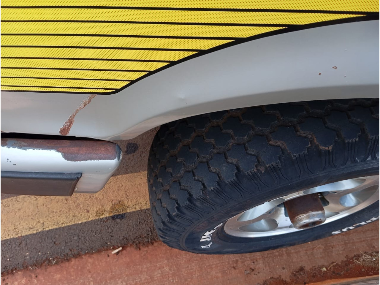 FORD F-1000 3.9 SUPER SERIE 4X4 CABINE SIMPLES TURBO DIESEL