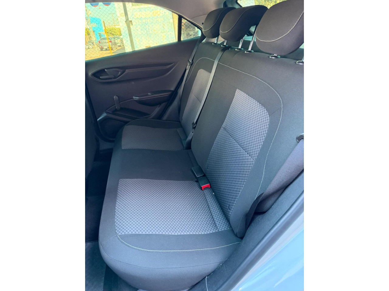 CHEVROLET Onix Hatch 1.0 4P FLEX JOY