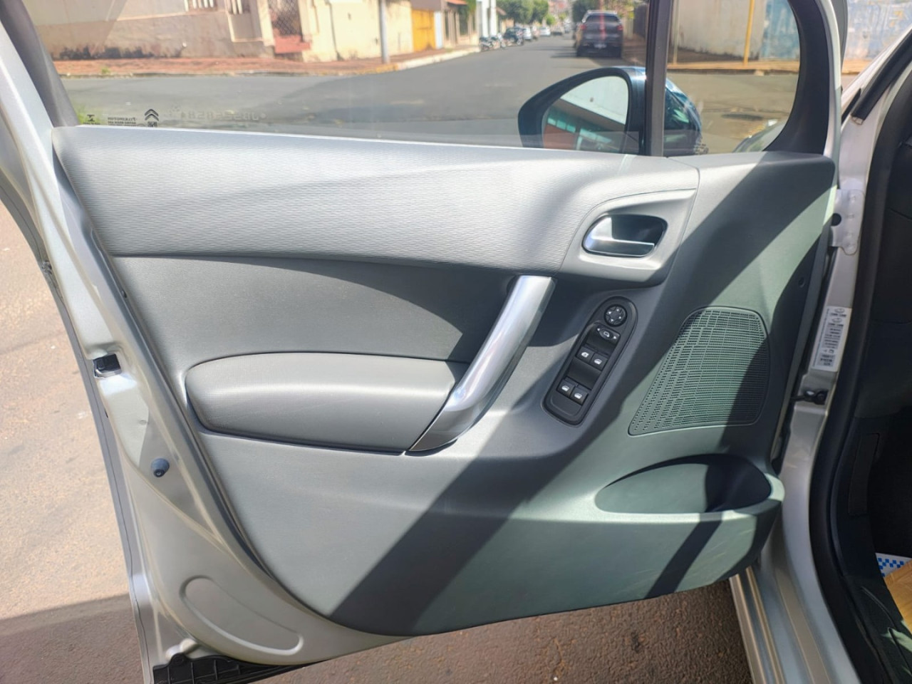 CITROEN C3 1.6 4P EXCLUSIVE START FLEX AUTOMÁTICO