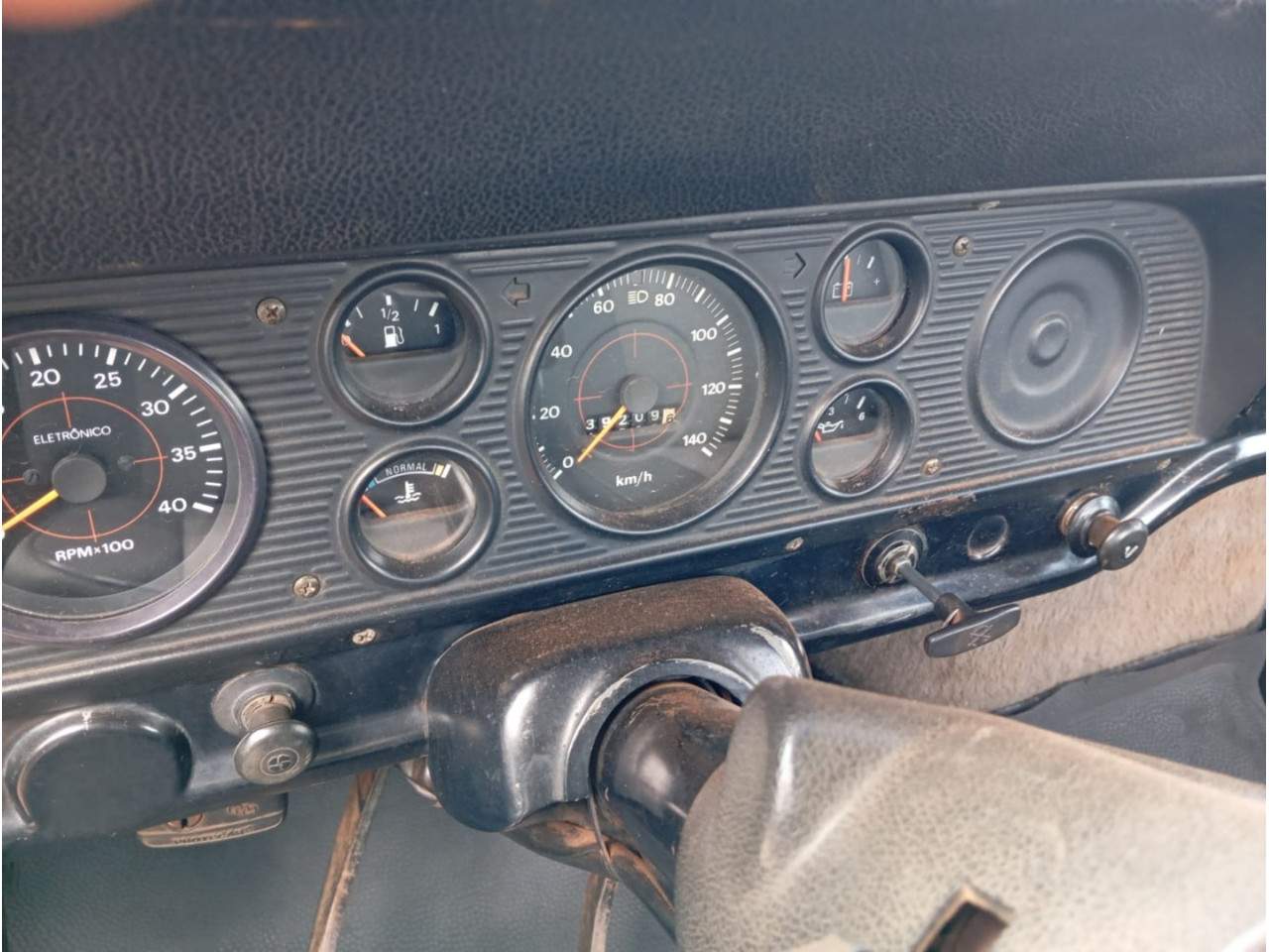 FORD F-1000 3.6 SUPER CABINE SIMPLES